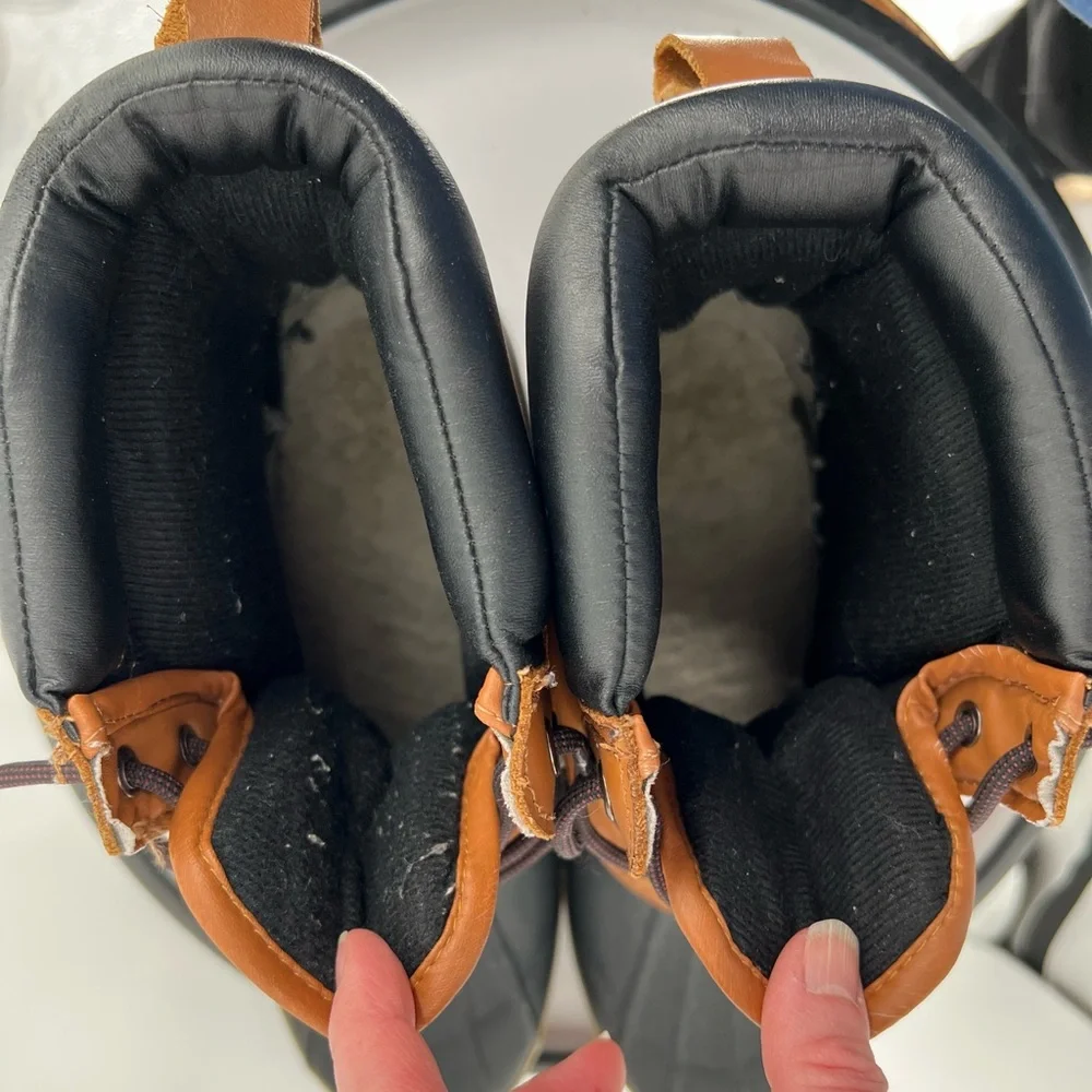 TOTES WATERPROOF DUCK BOOTS FLEECE LINED WELL MADE‎